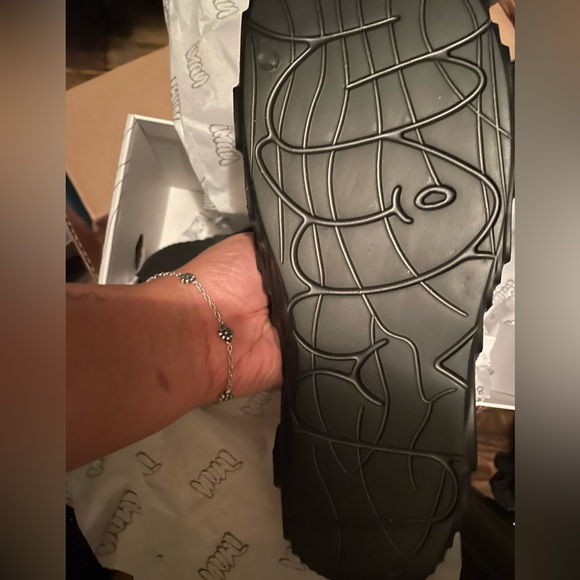 Chris Brown x John Dean Auracles Black Nami Slides - Picture 4 of 4